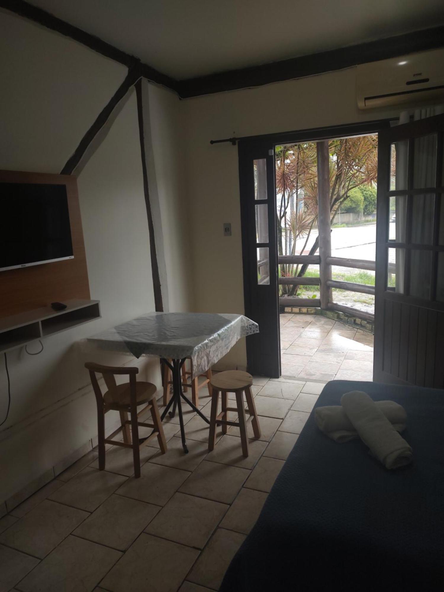 Pousada Martin Pescador Hotel บอมบินญัส ภายนอก รูปภาพ